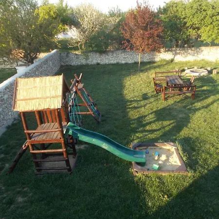 Hetkanyar Vendeghaz Guest house