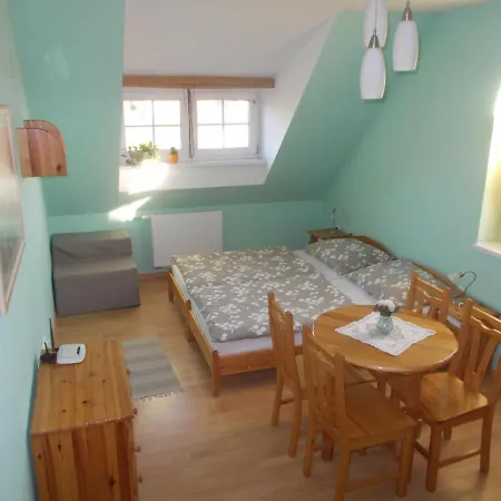 Vendégház Hétkanyar 4*