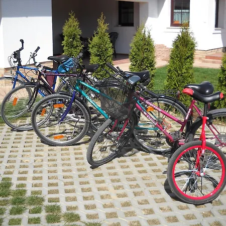 Pensión Hétkanyar 4*