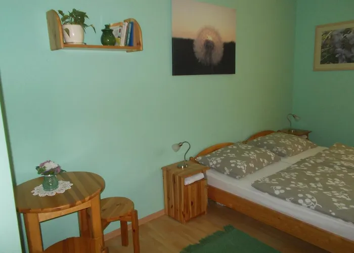 Hetkanyar Vendeghaz בית הארחה 4*